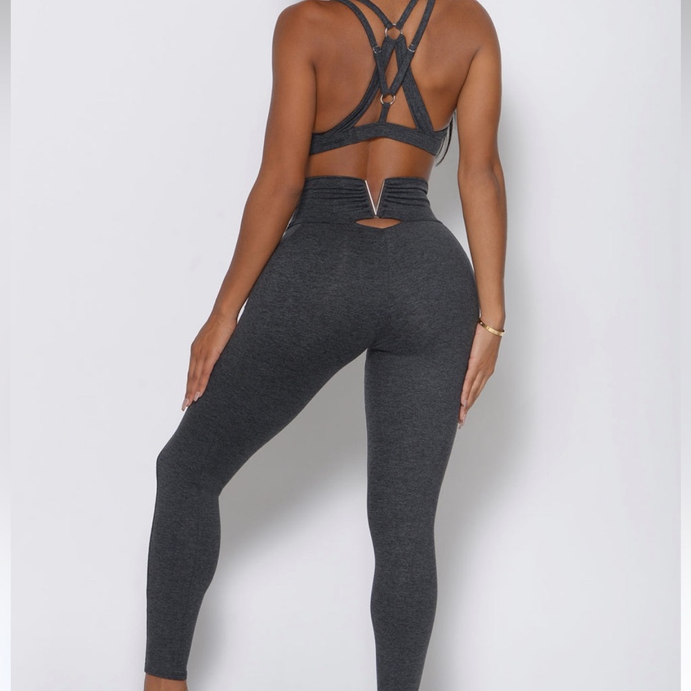 Bombshell sportswear victory leggings